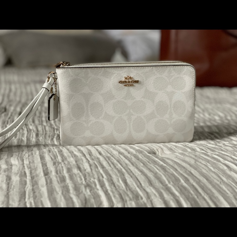 Coach signature canvas double zipper wristlet